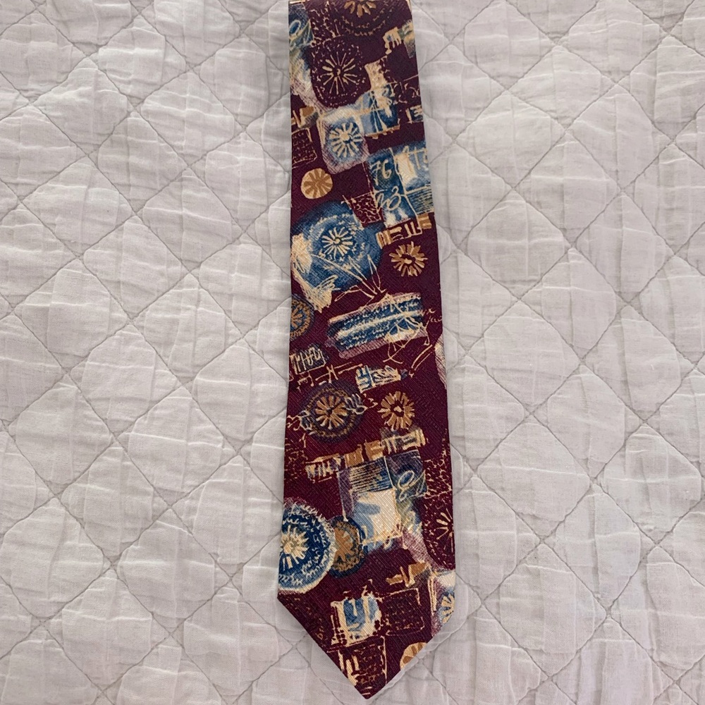 100% silk tie